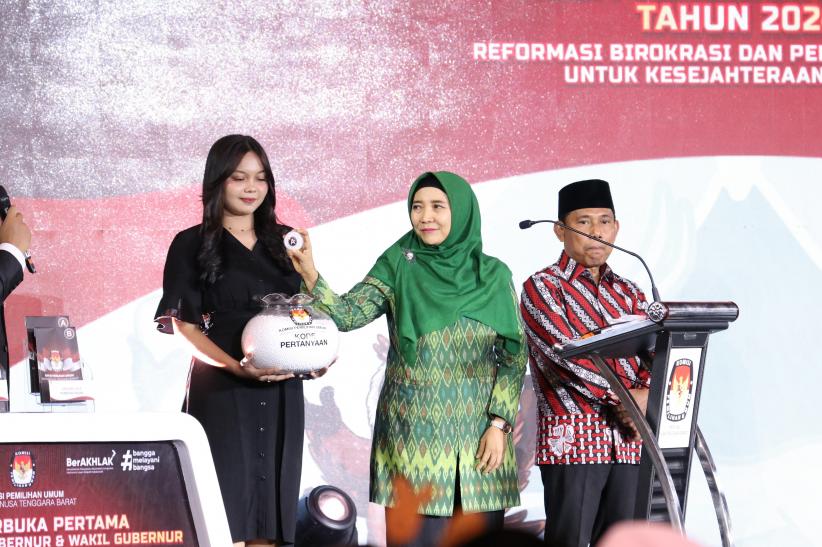 Rohmi-Firin Menangkan Hati Pemilih pada Debat Perdana Pilgub NTB - Bagian 4