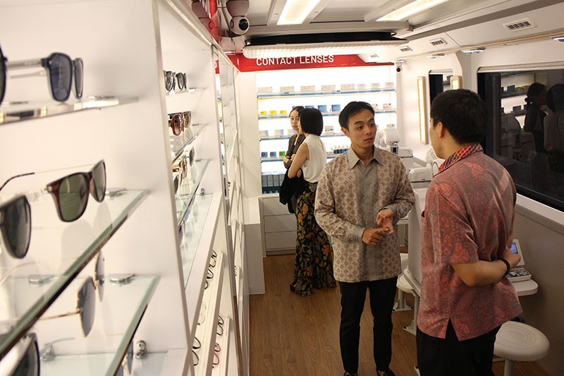 Mobile Optic Pertama di Indonesia - Bagian 5