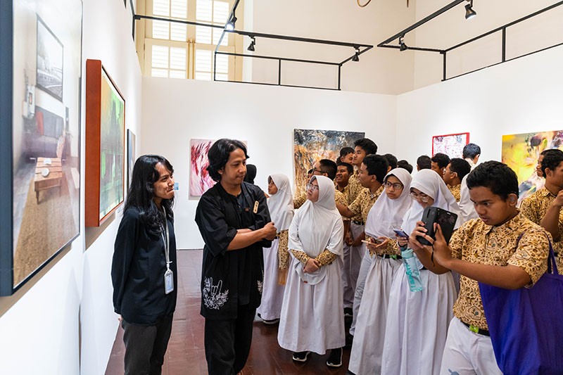 Tur Seni Bahasa Isyarat Menginspirasi Siswa Disabilitas Tunarungu - Bagian 5