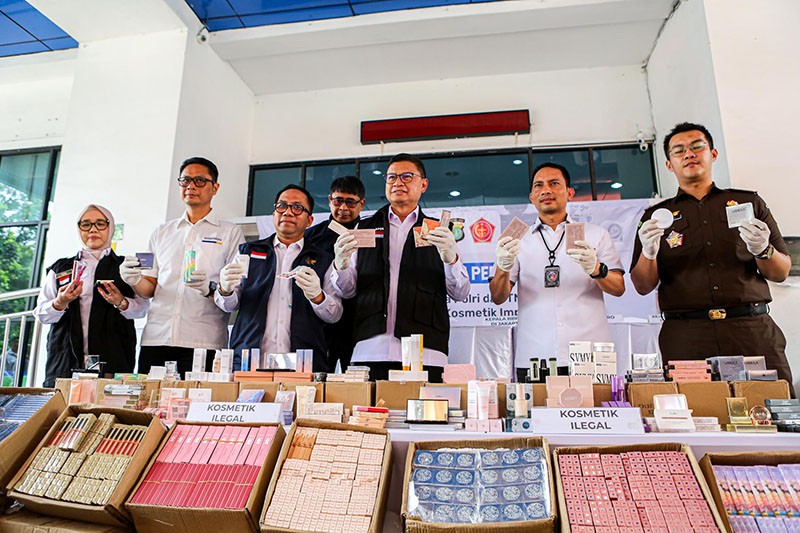 Berpotensi Timbulkan Kanker, Ratusan Ribu Kosmetik Disita dari Gudang Toko Online - Bagian 2