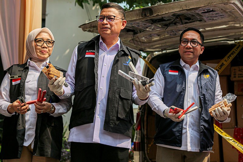 Berpotensi Timbulkan Kanker, Ratusan Ribu Kosmetik Disita dari Gudang Toko Online - Bagian 4