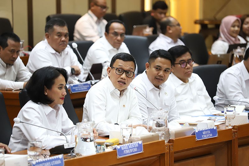 Menteri PPMI dan DPR Bahas Perlindungan Pekerja Migran Indonesia - Bagian 3