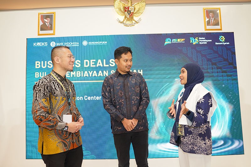 Kolaborasi Perkuat Ekosistem Fesyen Lokal - Bagian 4
