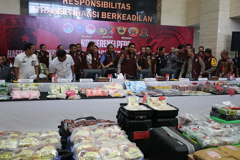 136 Orang Terlibat Jaringan Narkoba Internasional Ditangkap Bareskrim - Bagian 3