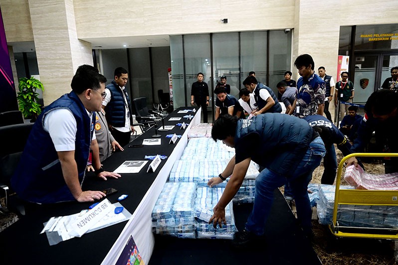 WNA China Kendalikan Judi Online di Indonesia - Bagian 4