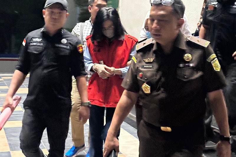 Tampang Ibu Kandung Ronald Tannur Diborgol, Dijebloskan ke Rutan Kelas I Surabaya - Bagian 3
