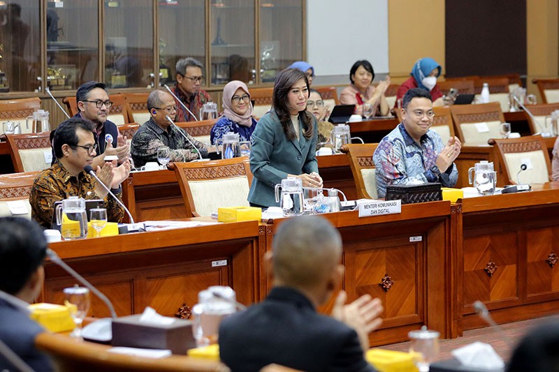Menkomdigi Meutya Hafid Beberkan Program 100 Hari Kerja - Bagian 4