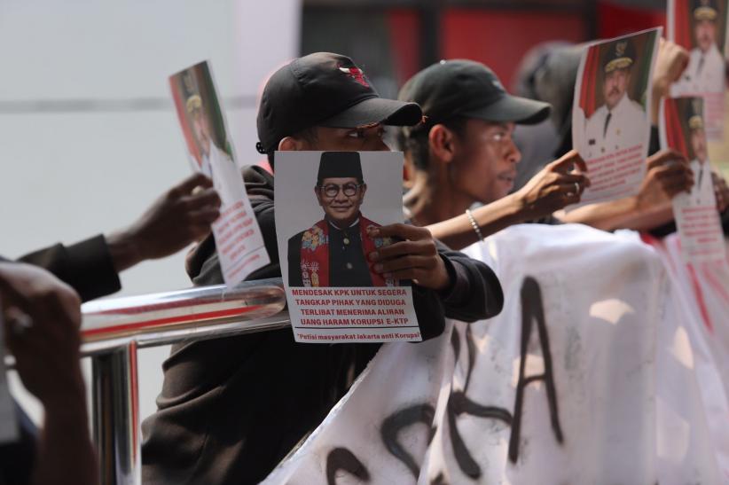 Aksi Tuntut KPK Usut Dugaan Kasus Korupsi E KTP Libatkan Pramono Anung - Bagian 5