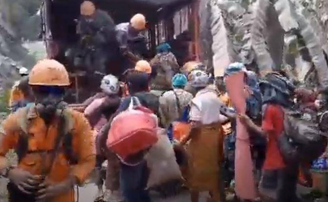 title PVMBG Sebut Gunung Lewotobi Laki-Laki Masih Berpotensi Erupsi, Status Level IV Awas PVMBG Sebut Gunung Lewotobi Laki-Laki Masih Berpotensi Erupsi, Status Level IV Awas