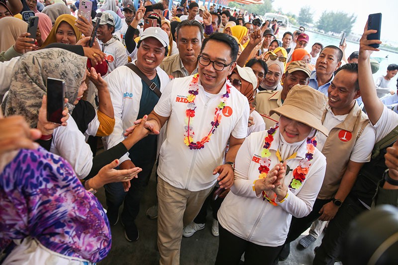 Ridwan Kamil bersama Istri Temui Warga Kepulauan Seribu - Bagian 1