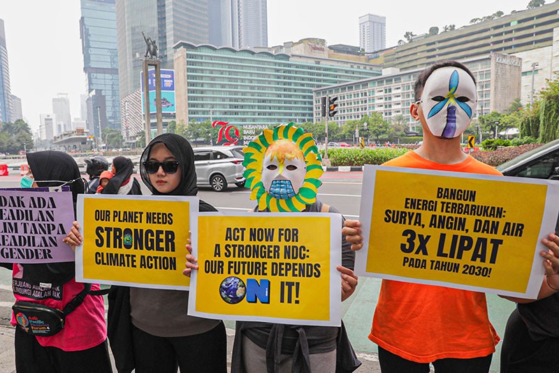 Aktivis Tuntut Pemerintah Perhatikan Perubahan Iklim dalam Agenda Pembangunan - Bagian 4