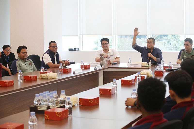 Hary Tanoesoedibjo Sambut Timnas Futsal Indonesia Usai Juara Piala AFF 2024 - Bagian 2