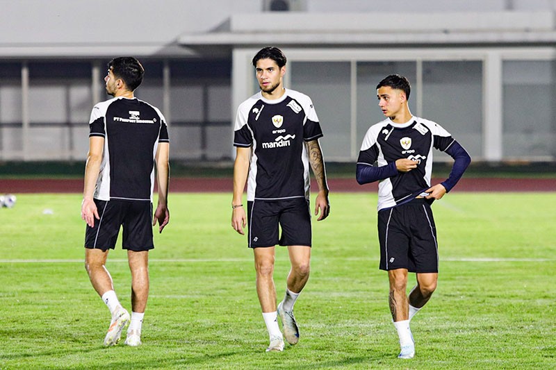 Potret Kevin Diks Ikut Latihan Timnas Indonesia Jelang Lawan Jepang - Bagian 4