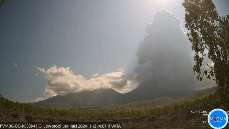 title Gunung Lewotobi Laki-Laki 17 Kali Erupsi dalam Sehari, Letusan Tertinggi Capai 9 Km Gunung Lewotobi Laki-Laki 17 Kali Erupsi dalam Sehari, Letusan Tertinggi Capai 9 Km