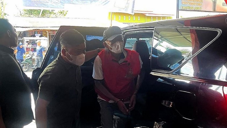 title Vonis Bebas Dibatalkan MA, Suami Eks Plt Bupati Labuhanbatu Dijebloskan ke Penjara Vonis Bebas Dibatalkan MA, Suami Eks Plt Bupati Labuhanbatu Dijebloskan ke Penjara