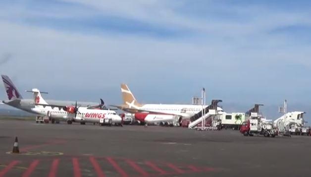 title Cuaca Buruk, 21 Penerbangan di Bandara Ngurah Rai Bali Dialihkan-Ditunda Cuaca Buruk, 21 Penerbangan di Bandara Ngurah Rai Bali Dialihkan-Ditunda