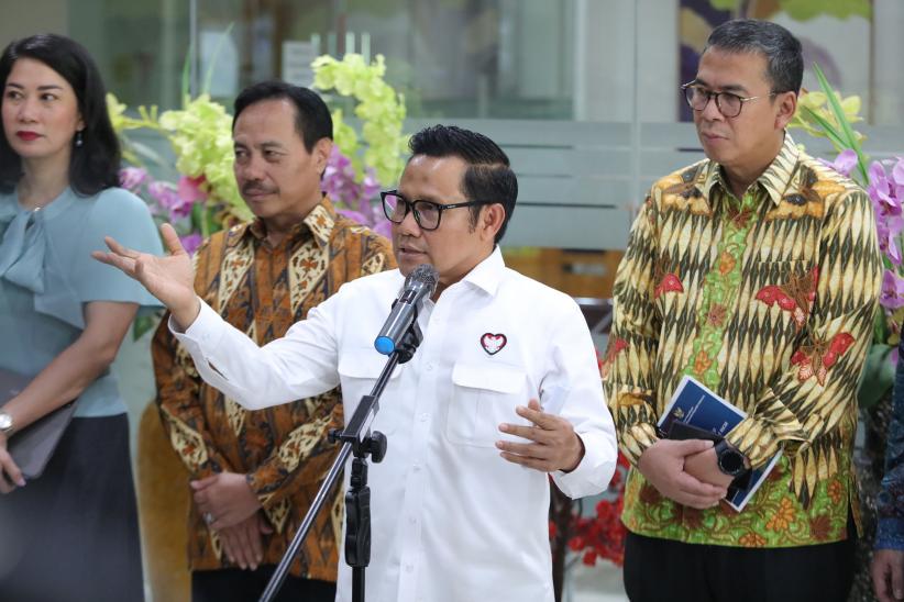 Cak Imin Jenguk Pasien Gangguan Mental akibat Kecanduan Judi Online - Bagian 3