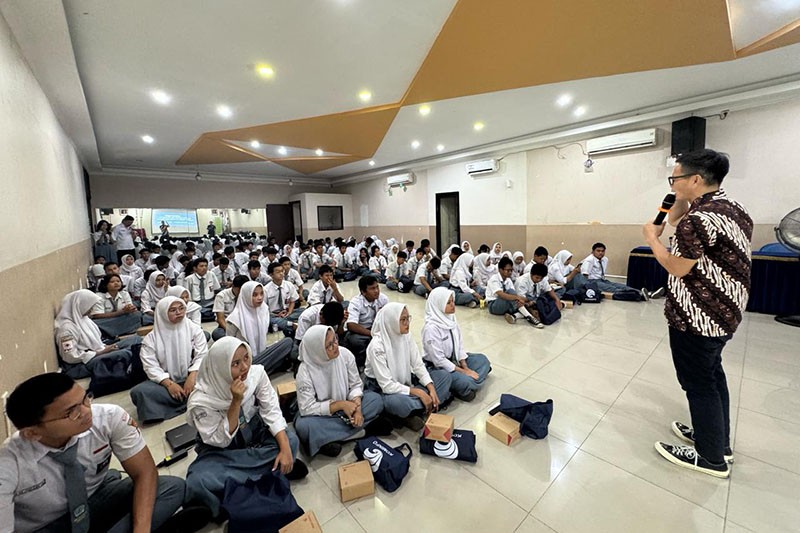 440.000 Pelajar di Bawah 20 Tahun Terpapar Judi Online, Menkomdigi Temui Siswa SMA Jakarta - Bagian 3