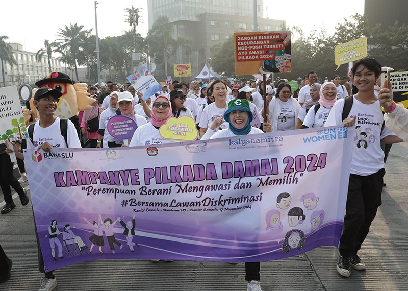 Veronica Tan Ikut Bawaslu Kampanye Pilkada Damai - Bagian 2