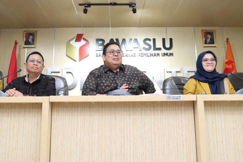 Bawaslu Putuskan Keterlibatan Prabowo dalam Kampanye Pilkada Bukan Pelanggaran - Bagian 1