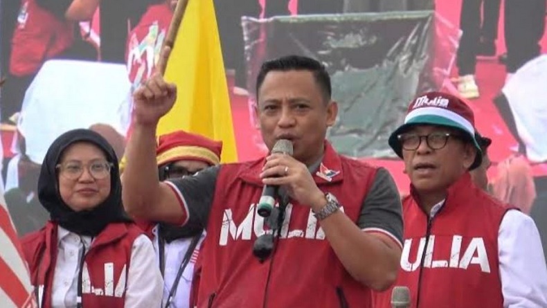 title Sekjen Partai Perindo Minta Kader All Out Menangkan Pasangan MULIA di Pilwalkot Makassar Sekjen Partai Perindo Minta Kader All Out Menangkan Pasangan MULIA di Pilwalkot Makassar