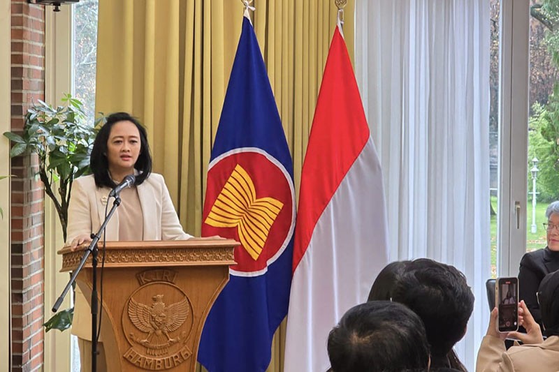 KJRI Hamburg Resmi Melayani Permohonan Paspor Elektronik - Bagian 2