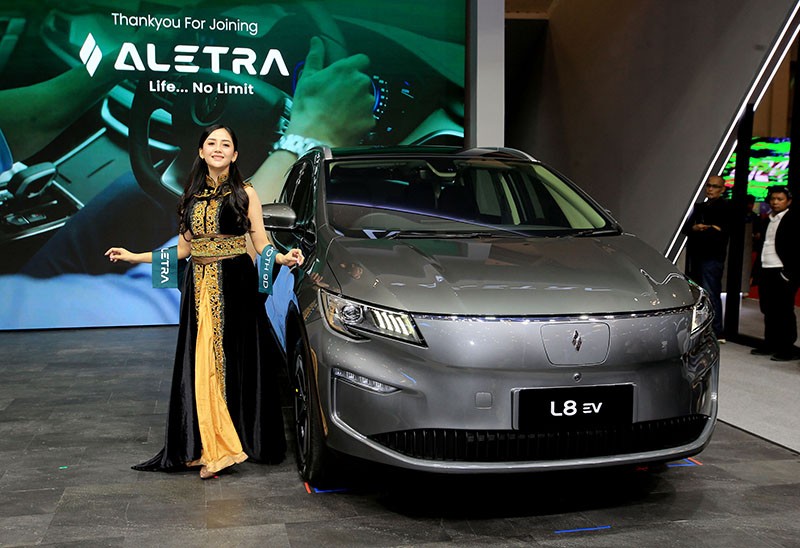 Tampilan Mobil Listrik Aletra L8 EV, MPV 7 Seater Terluas di Kelasnya  - Bagian 1