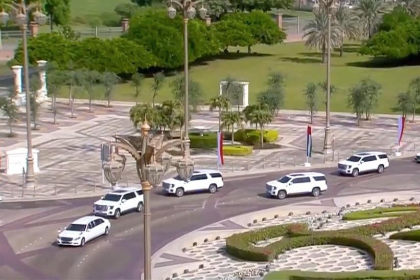 Presiden Prabowo Disambut Dentuman Meriam hingga Pasukan Berkuda dan Unta di UEA - Bagian 4