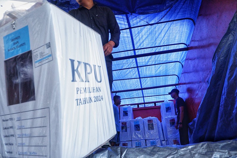 Kotak Suara Pilkada 2024 Mulai Dikirim ke TPS - Bagian 1