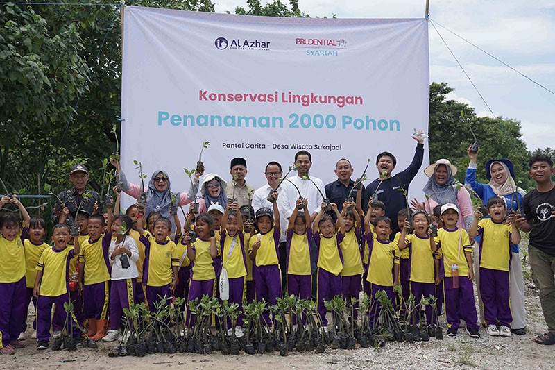Penanaman 2.000 Pohon di 10 Daerah Strategis Pulau Jawa - Bagian 2