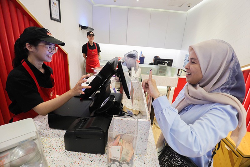 Berburu Diskon Pilkada 2024 di Pusat Perbelanjaan - Bagian 3
