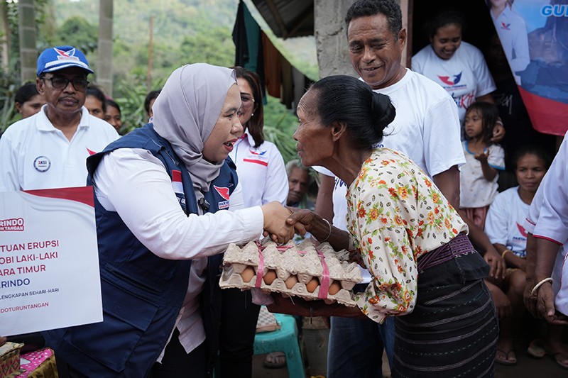 Partai Perindo Turun Tangan Bantu Korban Erupsi Gunung Lewotobi Laki-Laki - Bagian 2