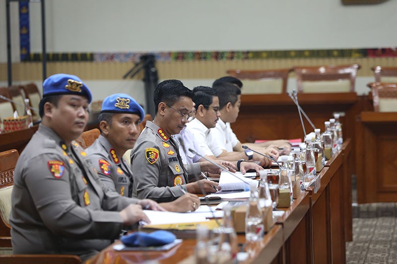 Oknum Polisi Tembak Mati Siswa SMK, Kapolrestabes Semarang Siap Bertanggung Jawab - Bagian 3