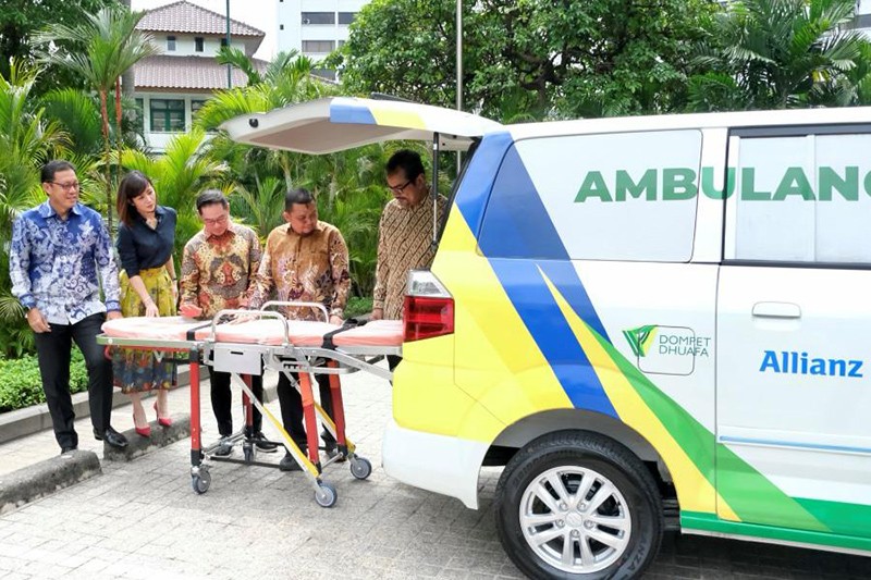 Dukung Nasabah Berbagi melalui Wakaf Bersama untuk Pengadaan Ambulans  - Bagian 1