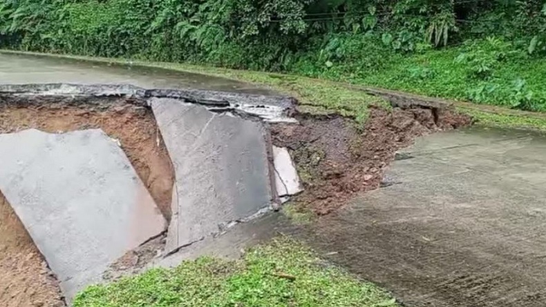Longsor di Cipanas-Warungbanten Lebak, Akses ke Wisata Negeri di Atas Awan Putus