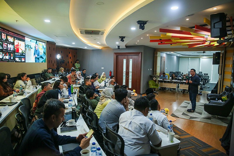 Ridwan Kamil Mengajar di Golkar Institute, Beri Inspirasi untuk Indonesia Emas 2045 - Bagian 3
