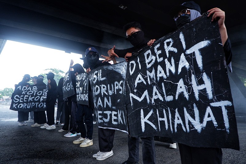 Pemerintah Didesak Percepat Pengesahan RUU Perampasan Aset  - Bagian 3