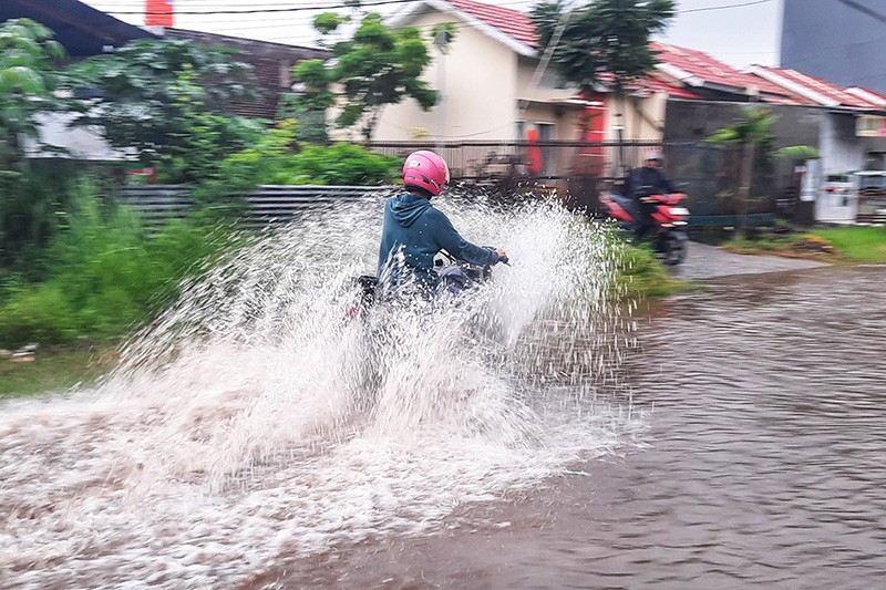 Peringatan Dini BMKG di Sulsel: Waspada Cuaca Ekstrem Beberapa Hari ke Depan - Bagian 1
