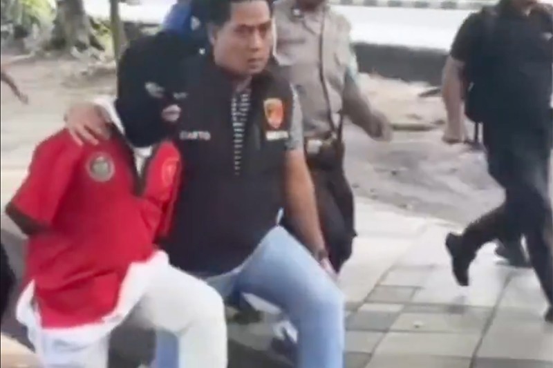 Tampang Agus Difabel Rekonstruksi Kasus Pelecehan Seksual - Bagian 3