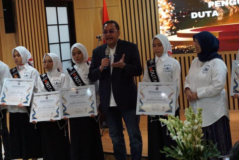 Duta Puisi Esai Mulai Bertugas di Seluruh Indonesia - Bagian 2