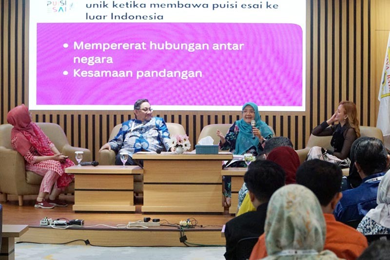 Denny JA: Puisi Esai Sudah Masuk ASEAN, Mesir, Inggris, dan Negara Lainnya - Bagian 2
