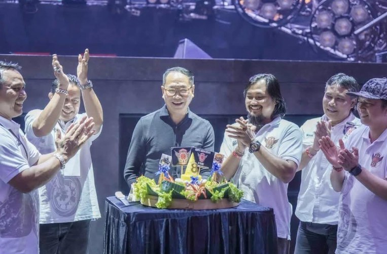 Wabup Suiasa Hadiri Peringatan HUT Ke-8 Mangupura Riders di Atlas Club Canggu