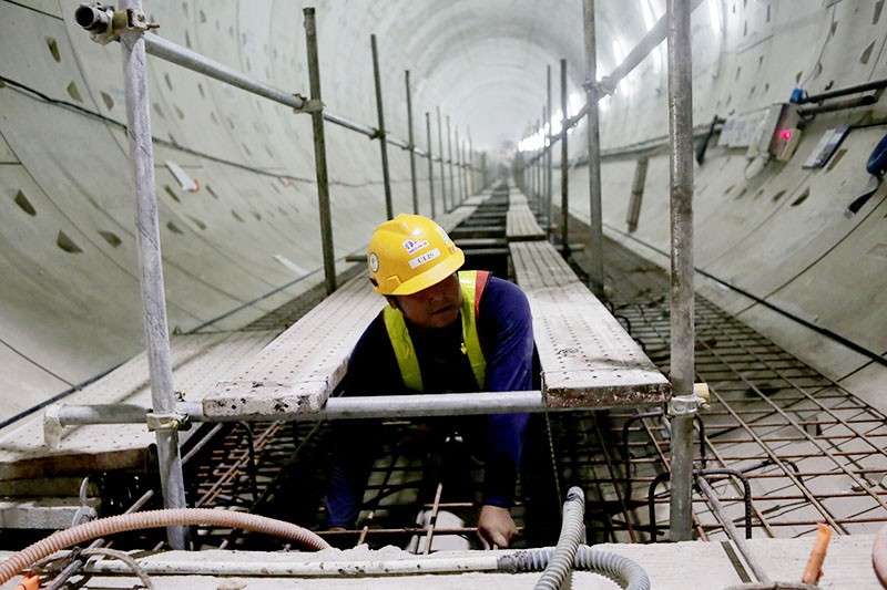 Penampakan Terowongan Bawah Tanah MRT Jakarta Bundaran HI - Kota Tua - Bagian 5
