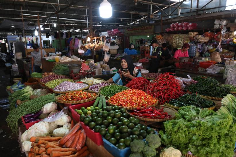 Harga Pangan Stabil Jelang Natal dan Tahun Baru, Begini Suasana Pasar Tradisional - Bagian 1