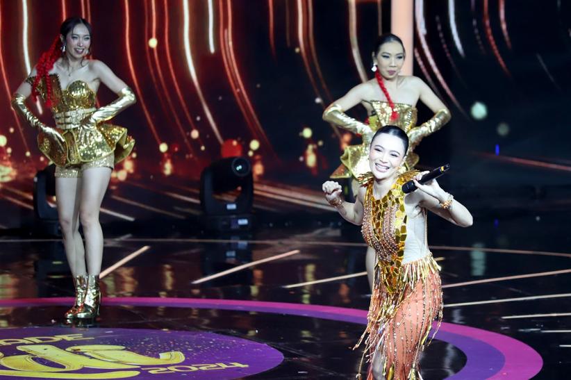 Penampilan Wika Salim Bergoyang Bawa Lagu Domba Kuring - Bagian 4