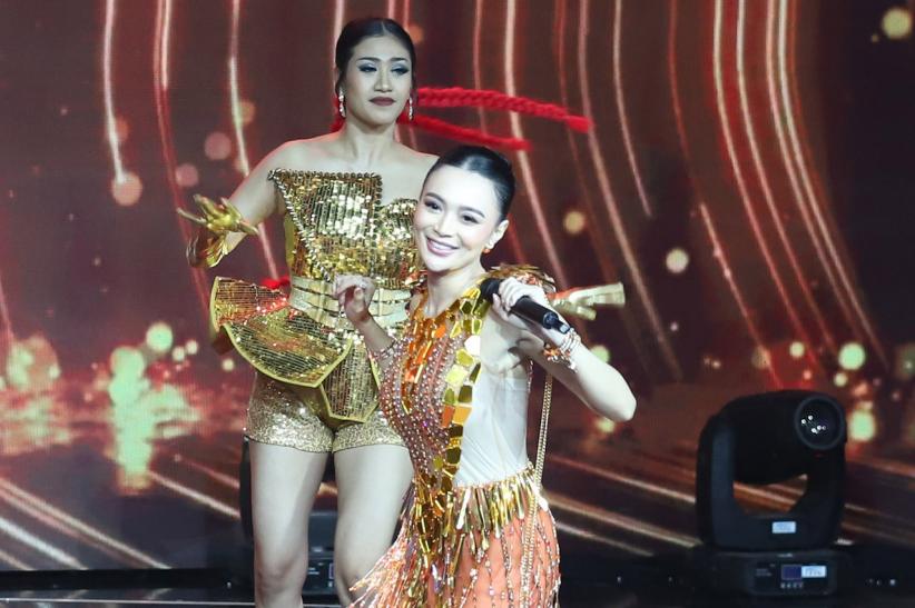 Penampilan Wika Salim Bergoyang Bawa Lagu Domba Kuring - Bagian 1