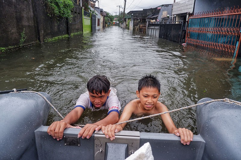 Penampakan Banjir Rendam 3 Kabupaten/Kota di Sulsel Imbas Cuaca Ekstrem - Bagian 7
