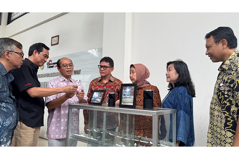 Kolaborasi Kembangkan IKM di Wilayah Bandung - Bagian 1
