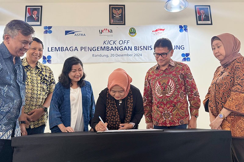 Kolaborasi Kembangkan IKM di Wilayah Bandung - Bagian 2