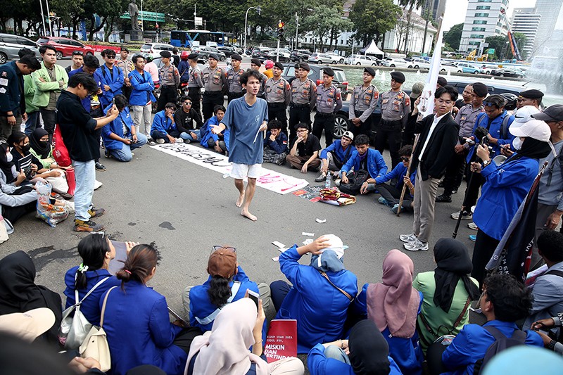 Mahasiswa BEM se-Indonesia Tolak PPN 12 Persen: Pajak Naik, Asam Lambung Ikut Naik - Bagian 4